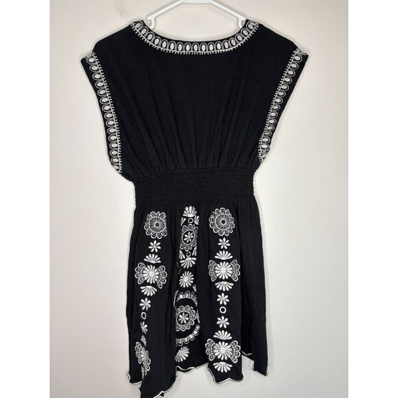 BCBGMAXAZRIA V-Neck Top Womens M Black Embroidered Flowy Cinched Floral - Picture 3 of 7